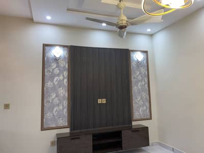 5 Marla Upper Portion Available For Rent In Park View City Lhr
