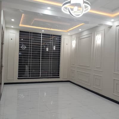 5 MARLA HOUSE AVAILABLE FOR RENT