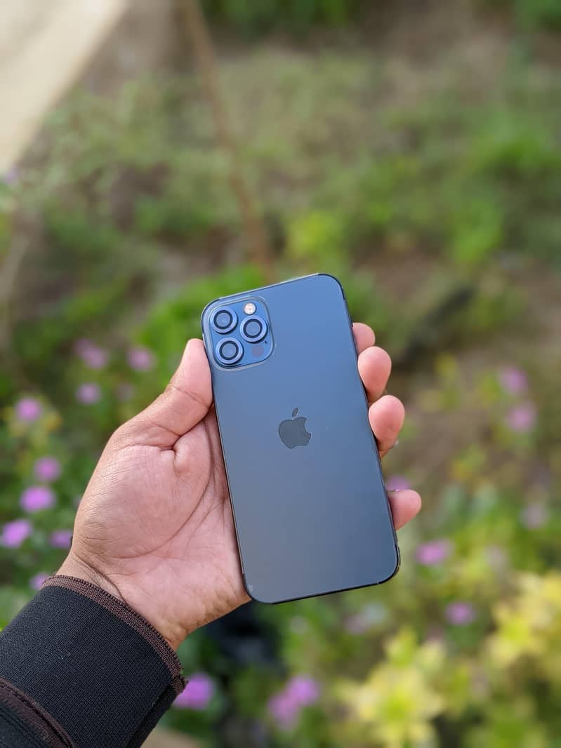 IPHONE 12 PRO 0