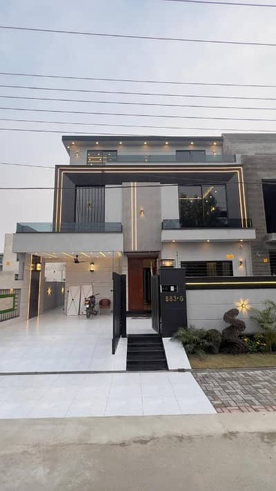 Buy A Prime Location 10 Marla House For Sale In Central Park - Block G