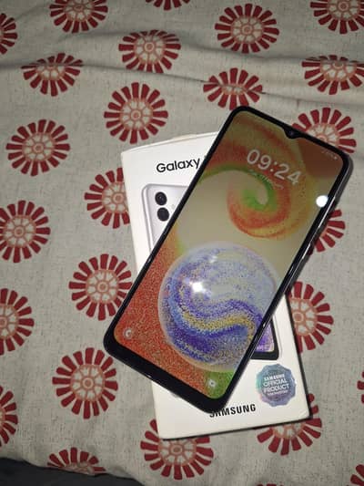 Samsung A04 4/64 Pta Approved  10.10 condition Box and Adopter Avail