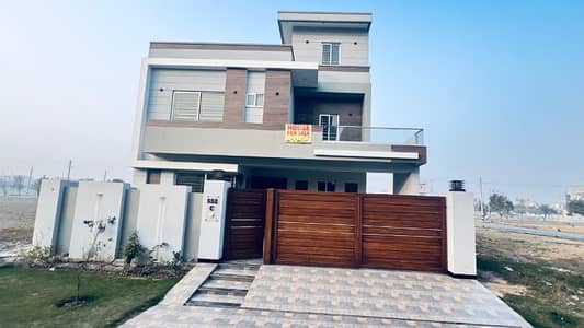 Prime Location Central Park - Block C 10 Marla House Up For sale