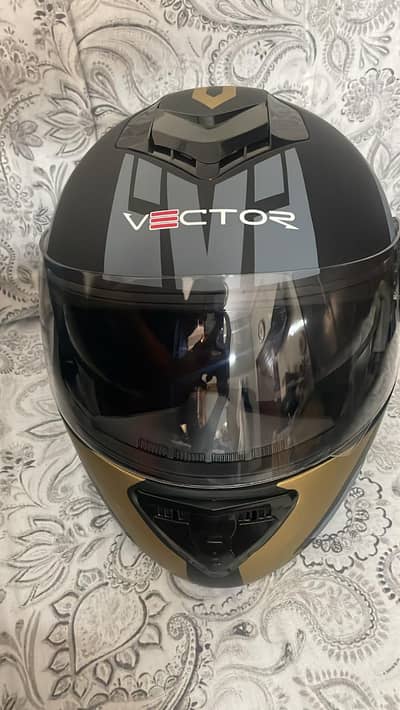 vector helmet condition 10/10 0321 only call 4113616 only call 4113616