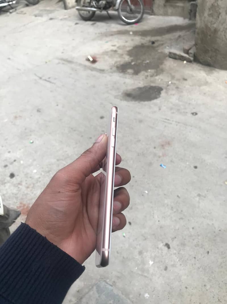 iphone 8 plus 3