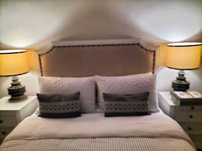 Queen size bed for sale