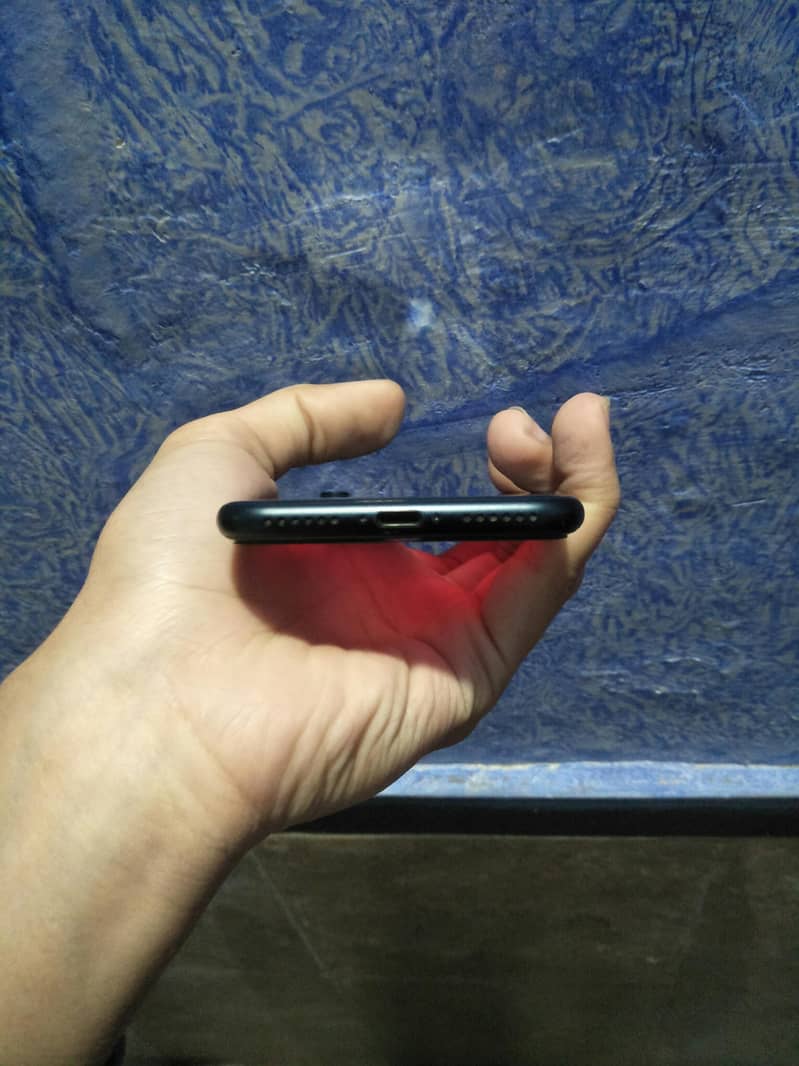 IPhone se 3rd generation 4