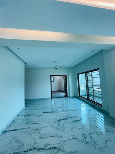 Hot Location 12 Marla 4 Bed Luxury Apartment Available For Sale in Askari 10 Sector S