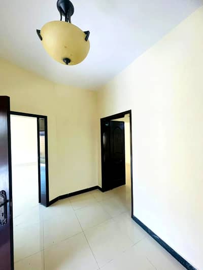 Prime Location 10 Marla 5 Bed House Available For Sale In Askari 10 Sector C Lahore.