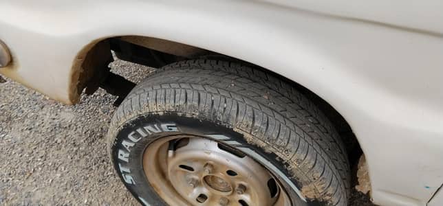 suzuki carry hi roof 1990 model 5lac only