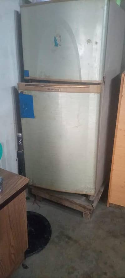 refrigerator Dawlance company ka