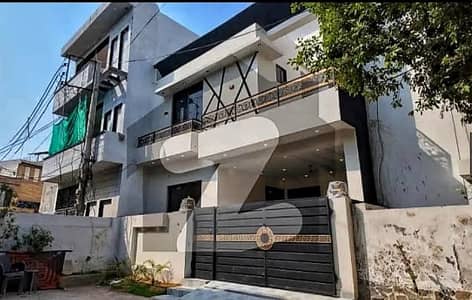 Airport Road 5.5 Marla Brand New Double Unit House For Sale