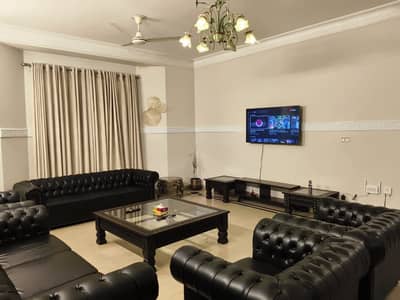 Daily basis 1bed ROM full furnished apartments safe and scour 100%coupe allow