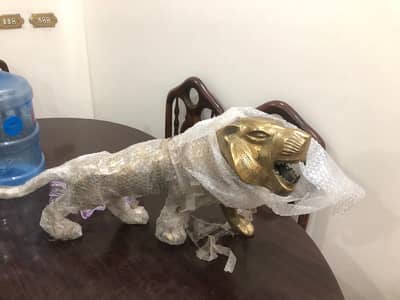 Beautiful Brass Lion Antique Sculpture 7 Kg Weight