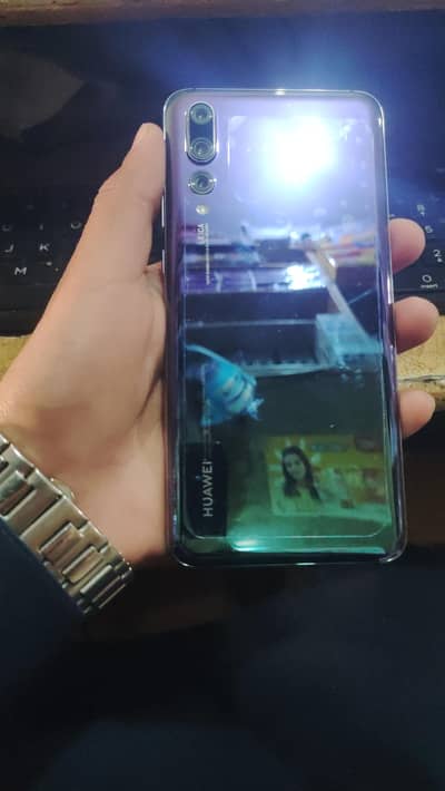 Huawei p20 pro for sale good for gaming and camera