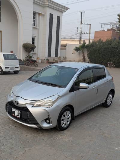 TOYOTA VITZ 2017/21