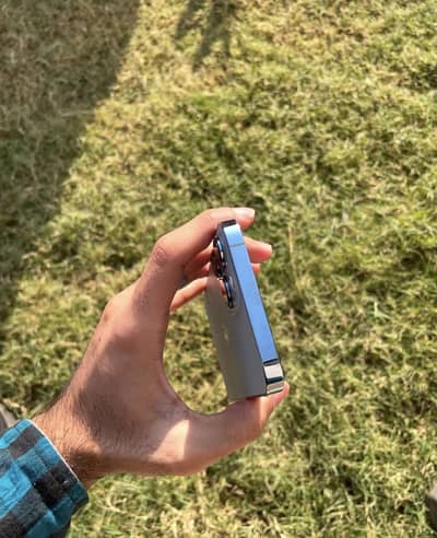 13 pro max 256gb PTA