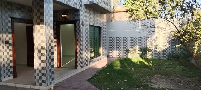 14 Marla 4 Bedrooms House FOR SALE In Askari-3