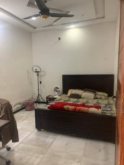 Charming 3-Marla House For Rent Near Main Ferozepur Road - Ideal Location &Amp; Immaculate Condition!