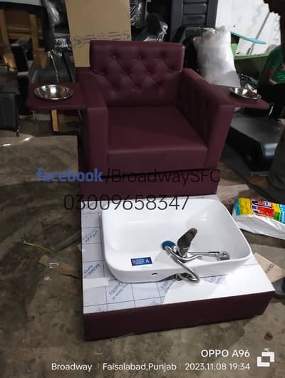 Barber chair/Cutting chair/ Shampoo unit/Trolly/Saloon Furniture.