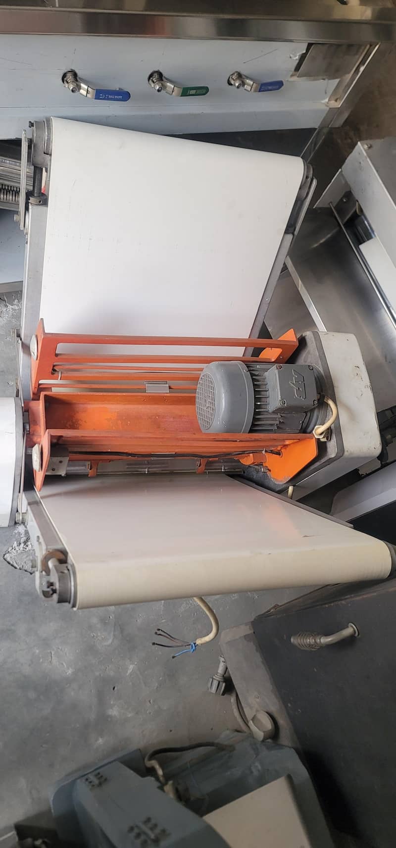 doughsheeter/ sheeter/ roller 14