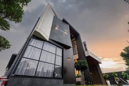 1 Kanal Beautifully Designed Modern House for Sale in DHA Phase 7