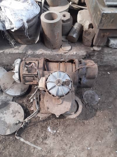 500 kg crane for sale