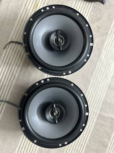 JBL CS7 premium speakers