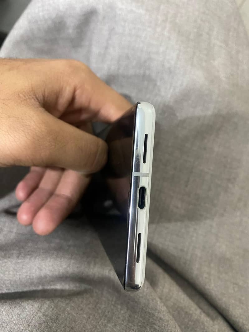 GOOGLE PIXEL 7 PRO 2