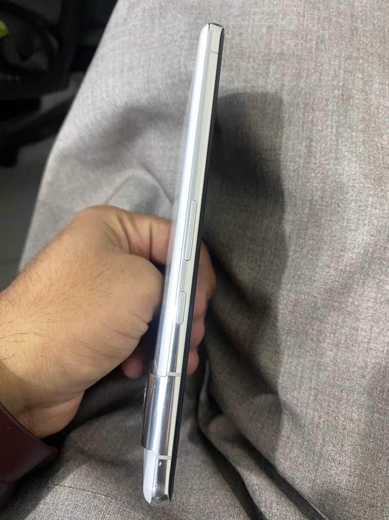 GOOGLE PIXEL 7 PRO 5