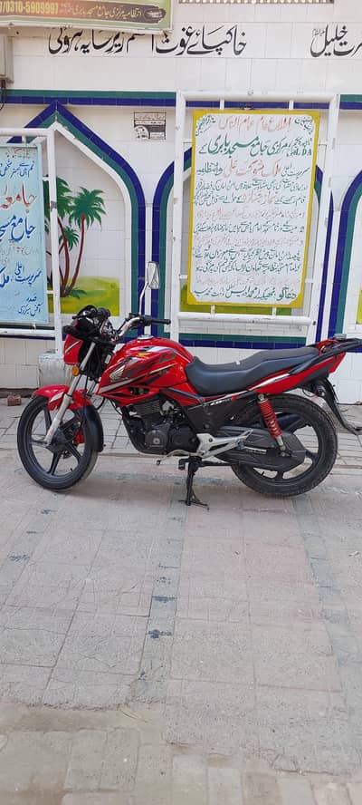 Honda Cb 150F Just Like New