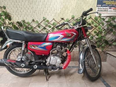 Honda CG 125 2021 – First Owner – A1 Condition – Lahore Registered