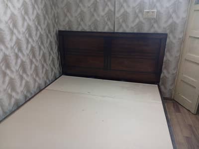 bed king size with side tables ,no mattress