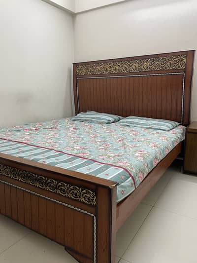 Wooden King Size Bed – Barely Used