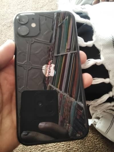 i phone 11 jv 64 gb  84 health 10 by 9.5