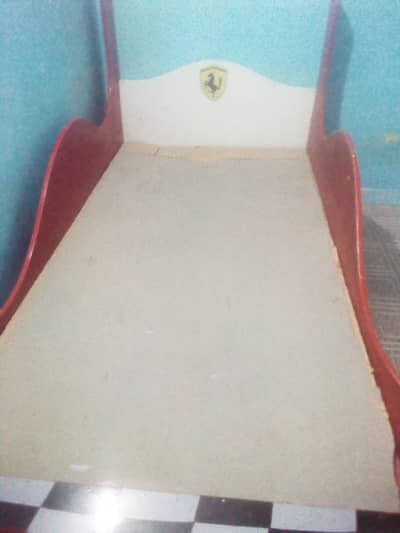 Double bed ha condition sahi ha