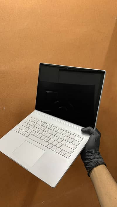 Microsoft Book 2 (13.5”)