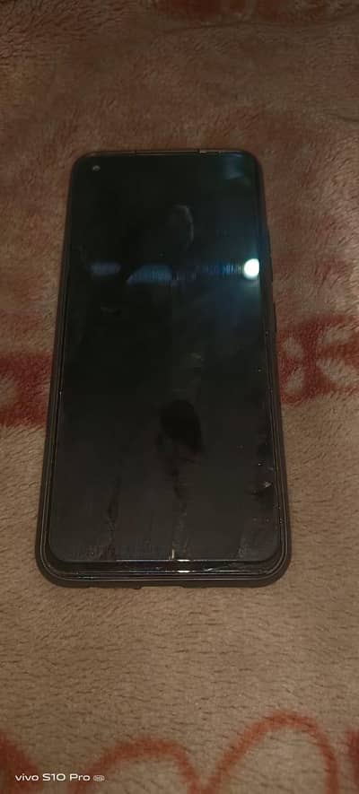 Infinix hot 10 box h  sath 4 128