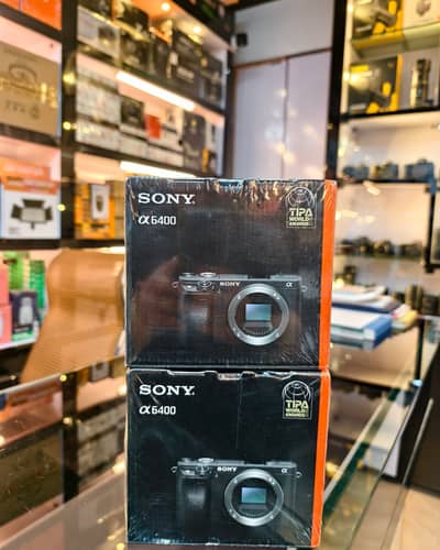 Sony A6400+16-50mm Kit Lens (Brand New)