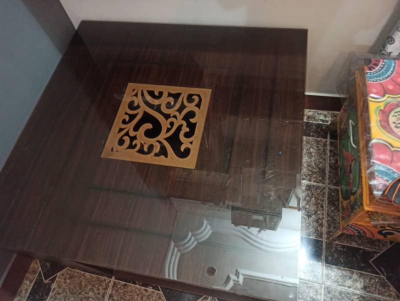 2 & 3 seater sofa set with table 4