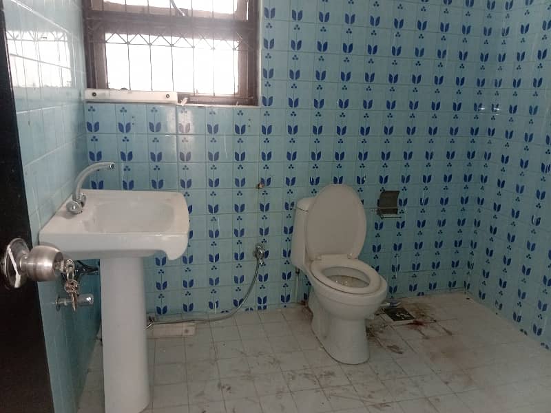 LOWER PORTION FOR RENT 9