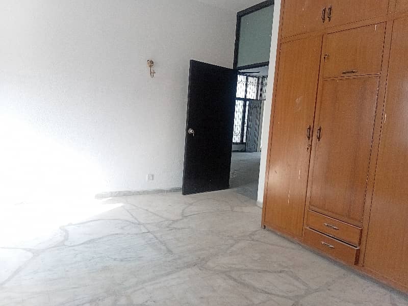 LOWER PORTION FOR RENT 12