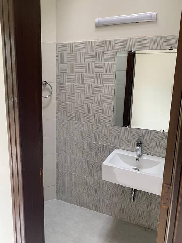 PORTION AVAILABLE FOR RENT 8