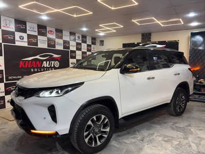 Toyota Fortuner Legender