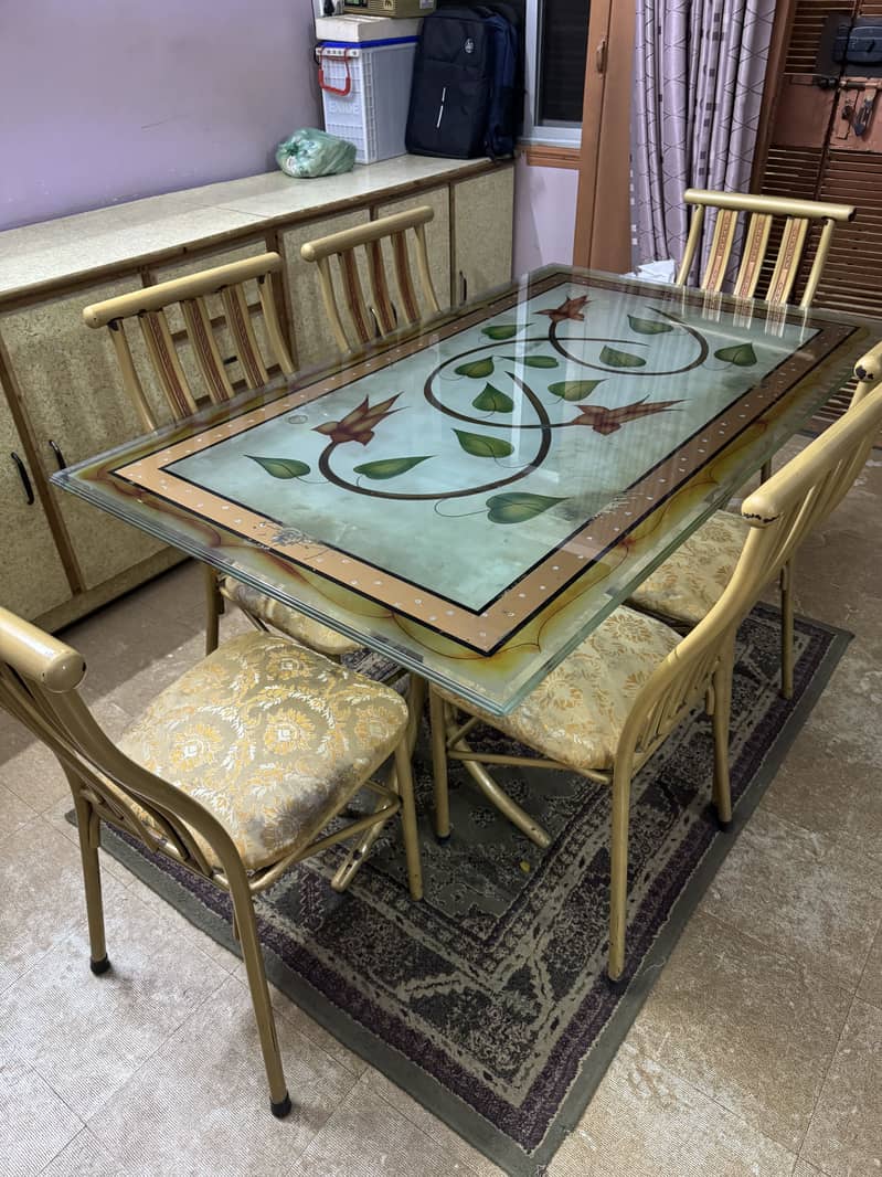 Dinning table with 8 chairs 0