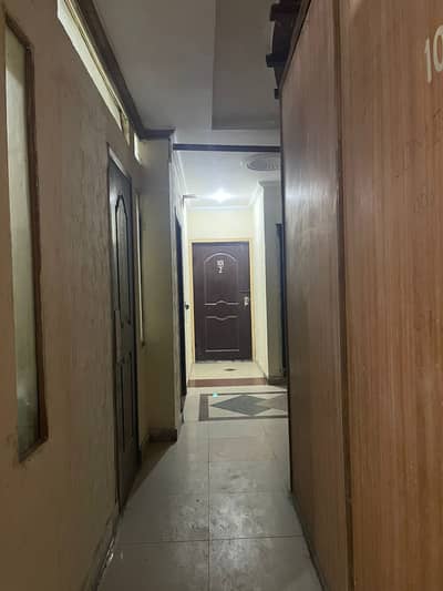 Room Space Available For Rent In Makkah Girls Hostel