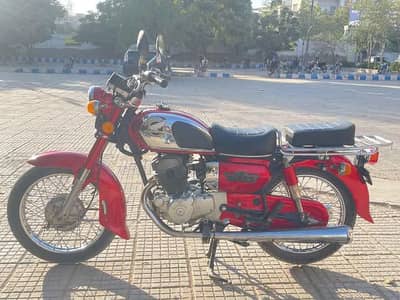 Honda bike for saleCD 200 roadmaster deliver ho jayegi