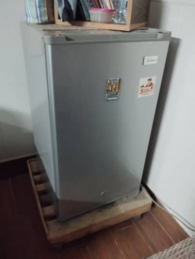 Signature, Mini frig