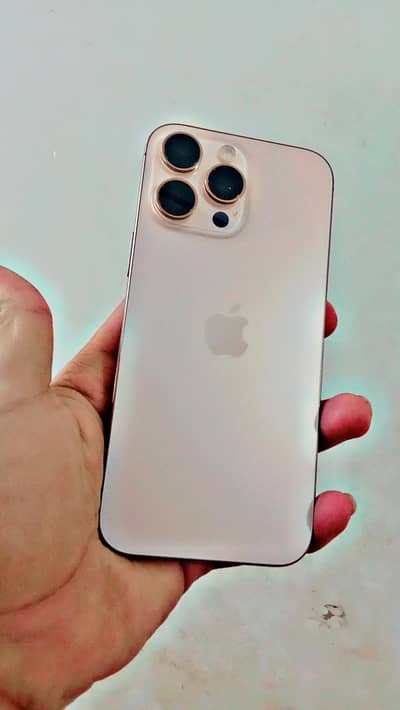 10/10 Condition Desert Titanium 91 Battery health no Repair