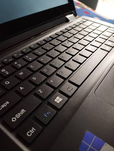 Hair Y11C laptop 1TB disk