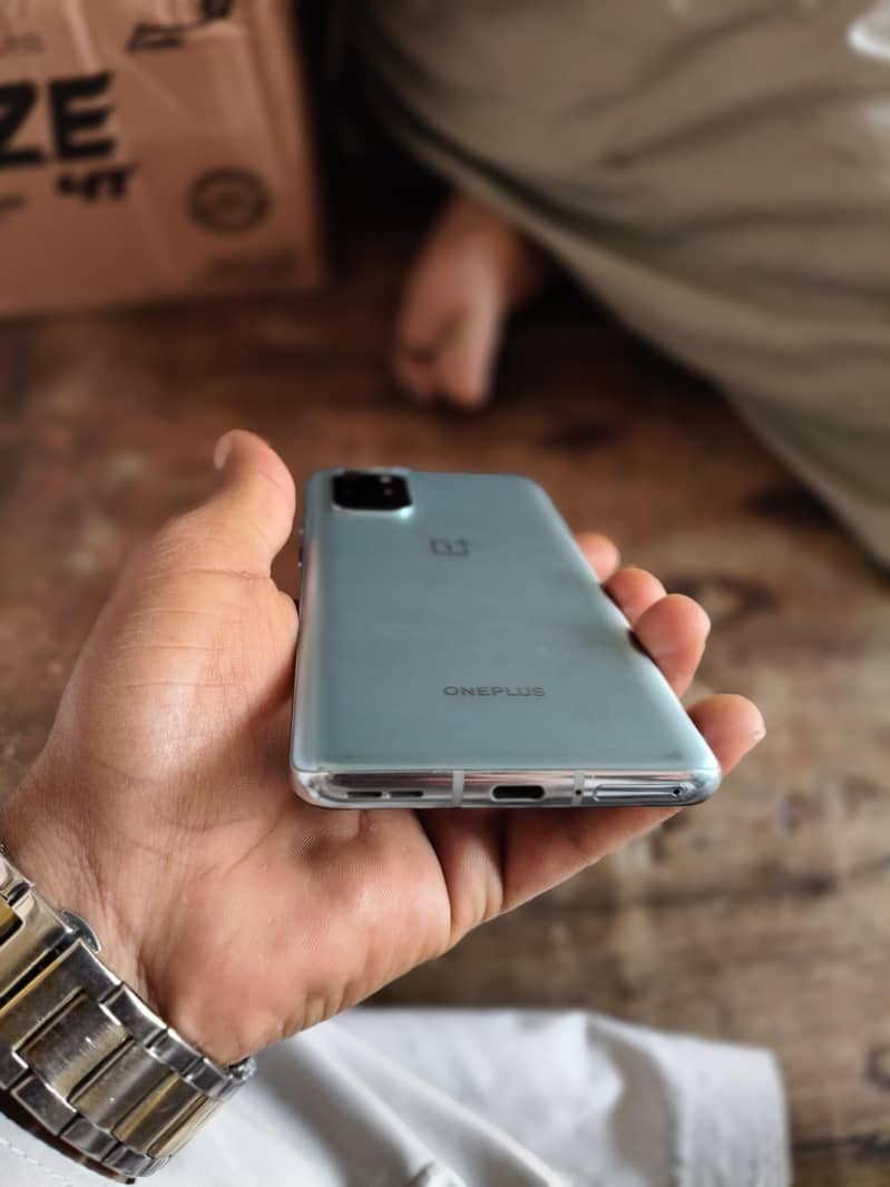 ONE PLUS 8T 1